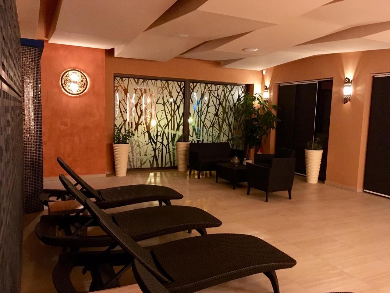 Spa Apartments St. Moritz Marianske Lazne Bagian luar foto